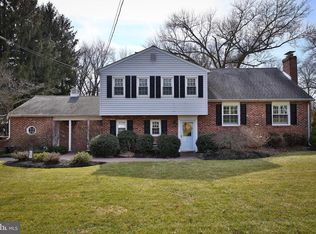 1832 Howe Ln, Maple Glen, PA 19002