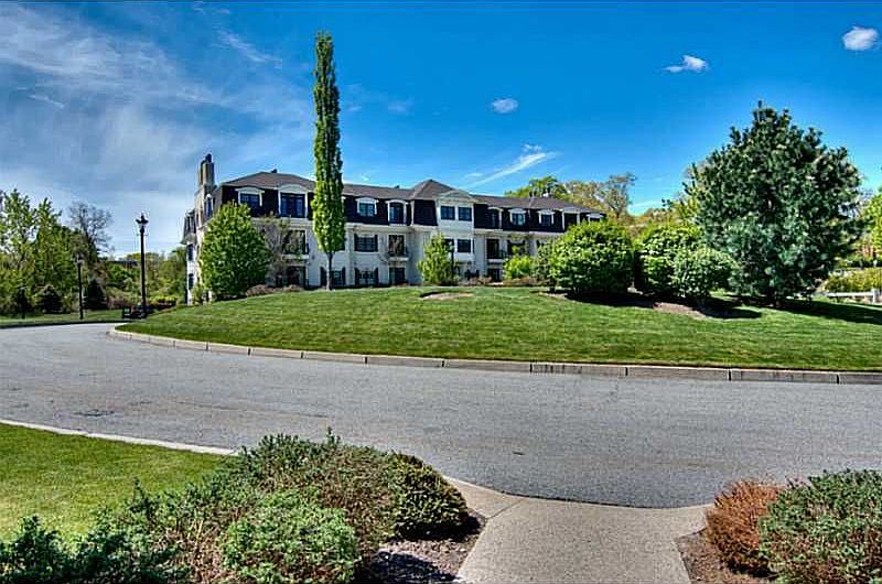 1st image of 113 Vistas Ct #113