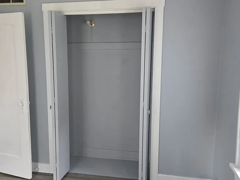 586 N Carolina Ave — Photo 10