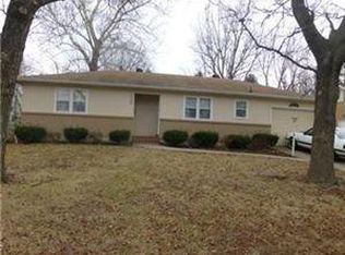 4448 Fisher St, Kansas City, KS 66103