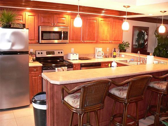 4th image of 433 S Paula Dr APT 1