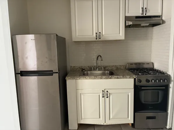 285 Colorado Ave, Bridgeport, CT