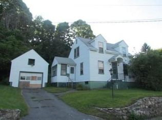 33 Southridge St, Springfield, VT 05156
