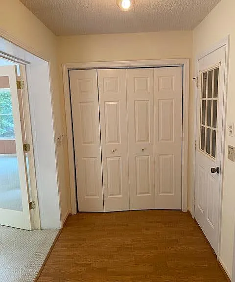 6514 Francis Marion Ave — Photo 9