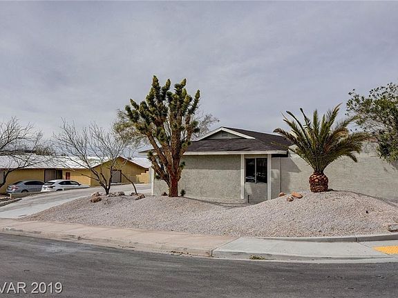 4th image of 6890 Soldela Dr