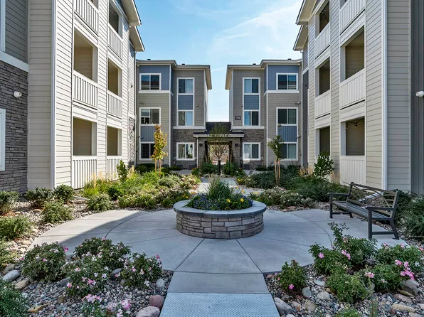 The Overlook at Interquest Apartments