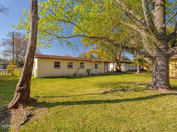4th image of 8027 PIERRE Drive