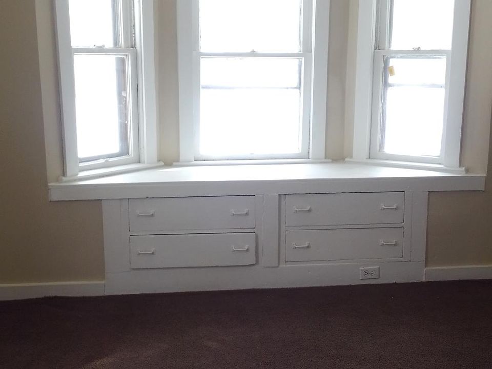 1st image of 179 Federal St NE