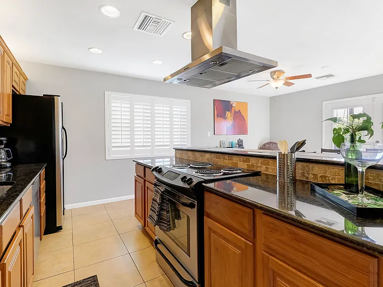 8251 E Monterosa St — Photo 15