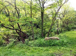 E Rockcreek Dr, Columbia, MO 65203
