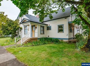 704 Oak St, Brownsville, OR 97327