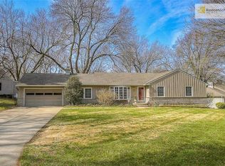 5816 Alhambra Dr, Fairway, KS 66205