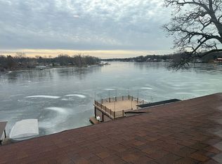 5547 N West Shafer Dr, Monticello, IN 47960