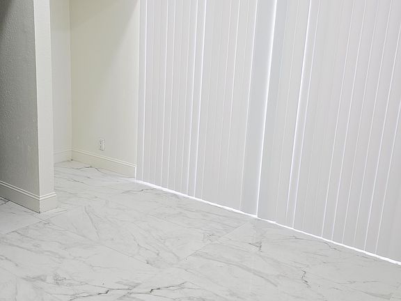 3rd image of 2230 E Ocean Blvd #15