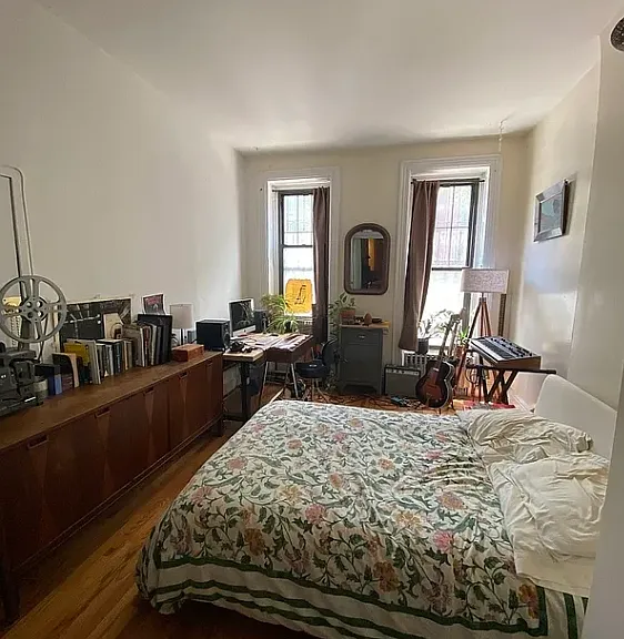 985 Bedford Ave #2 — Photo 2