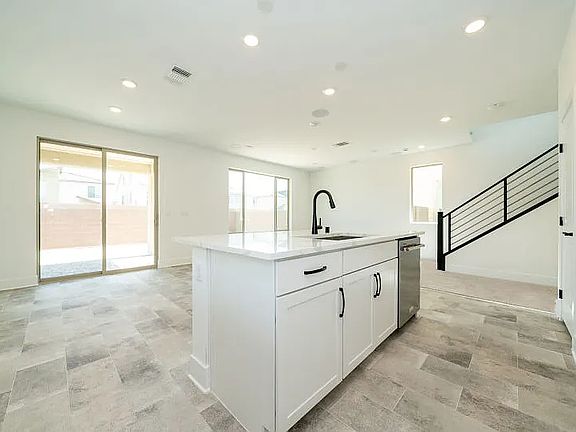 4th image of 7908 Terra Barossa St