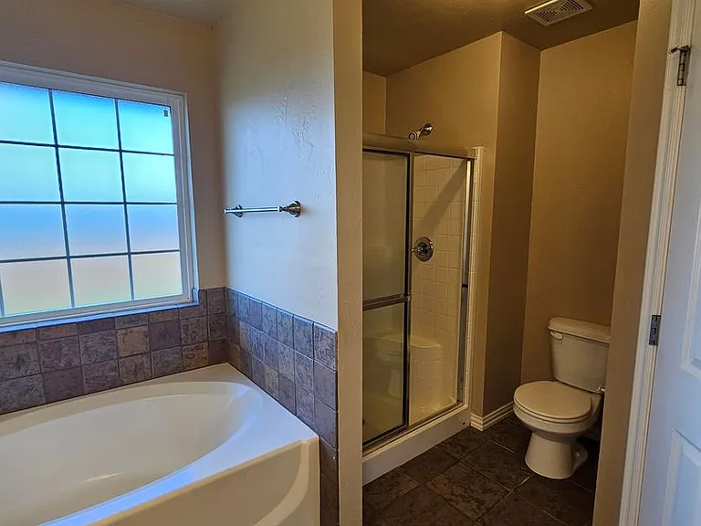 221 Dollina Ct — Photo 15