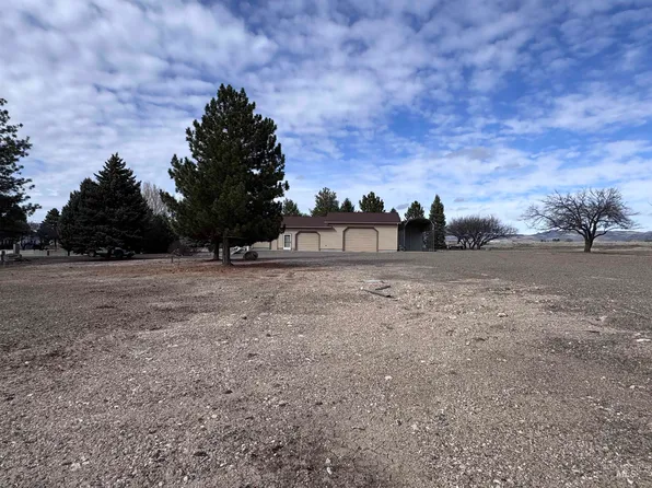 1270 N 18 E, Mountain Home, ID 83647