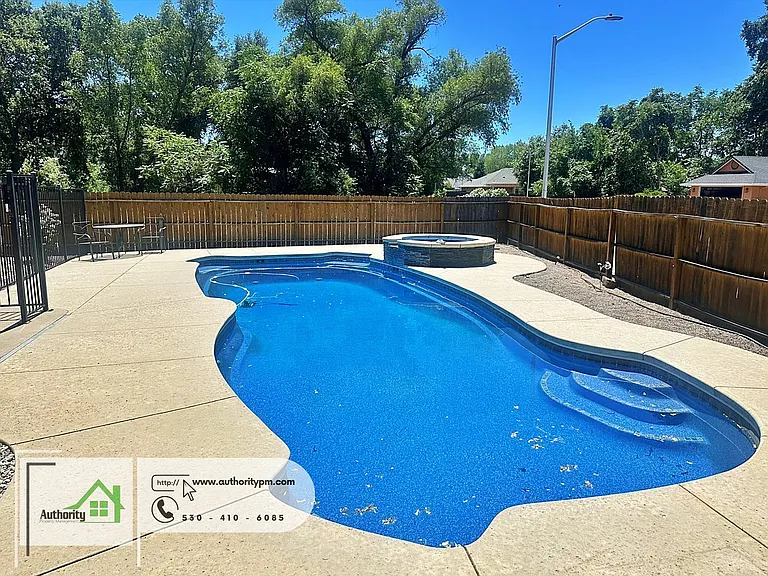 2709 Citrine Ave — Photo 20