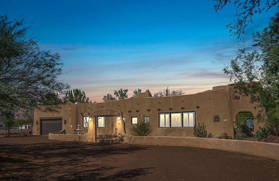 32 Cielo Dorado, Anthony, NM 88021 | Zillow