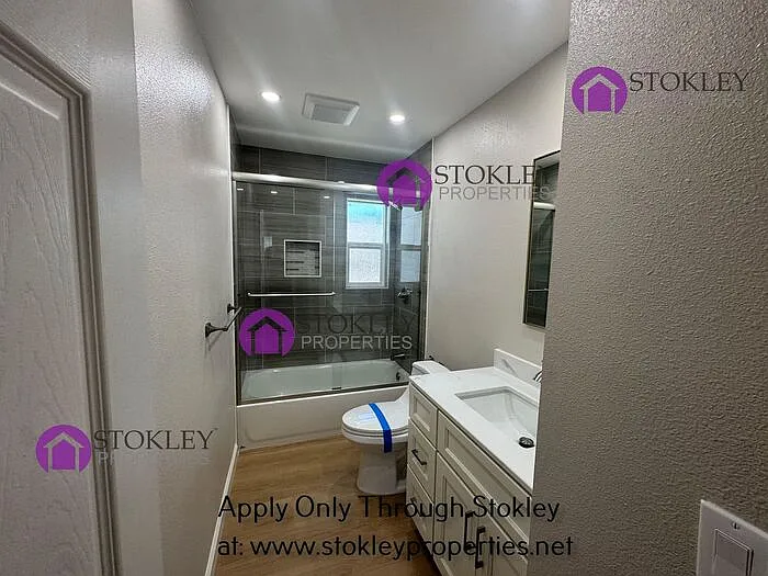 6346 Escallonia Dr — Photo 9