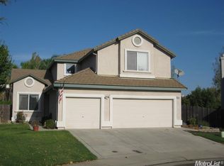 8237 Carriage Oaks Way, Antelope, CA 95843