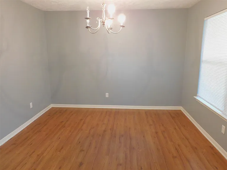 1338 Leadenhall Cir — Photo 7