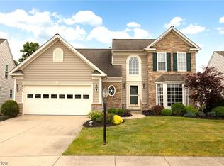 621 Canter Ct, Avon Lake, OH 44012