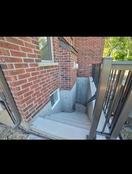 37 Acheson Blvd #BASEMENT — Photo 2