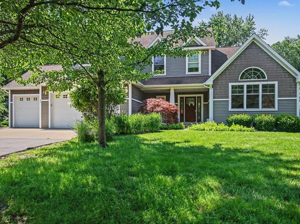 86 Osullivan Dr, South Haven, MI 49090