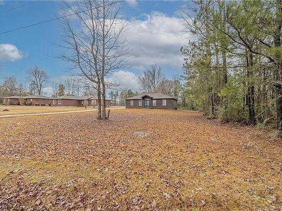 5th image of 389 Walker Ferry Rd