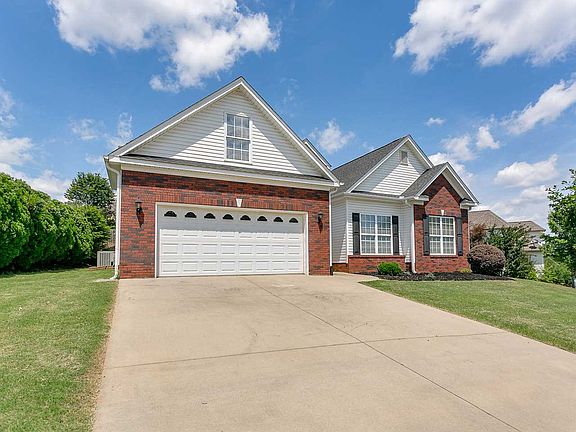 3rd image of 730 Kingswood Valley Dr