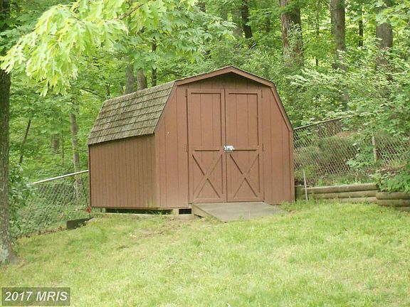 5th image of 12521 Oakwood Dr
