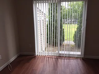 2 Markham Cir #D — Photo 6