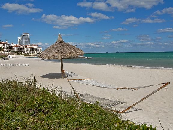 5th image of 8033 Fisher Island Dr #8033