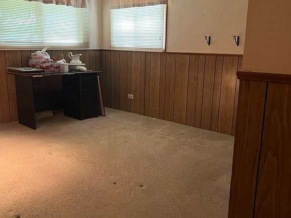 5th image of 480 Martin Dr