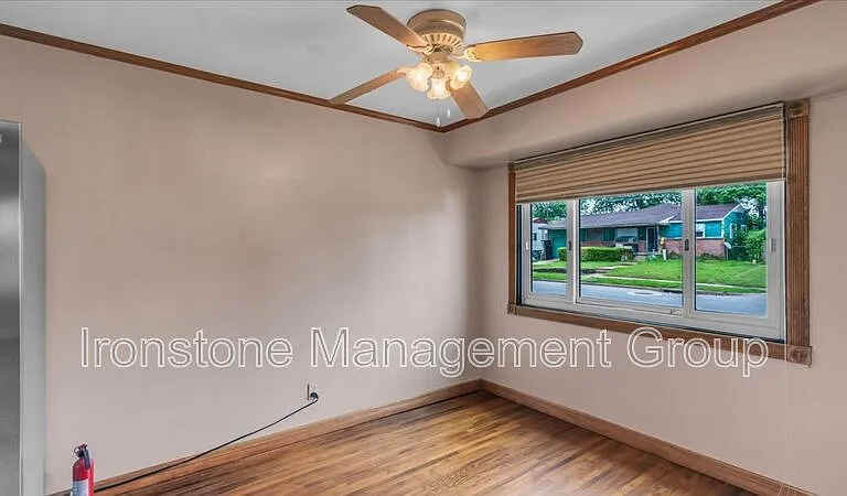4956 S Maybelle Ave — Photo 9