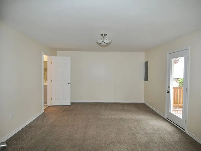 3225 S Adams St — Photo 13