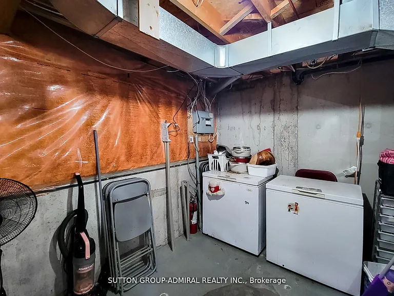 2 Royalwood Ct #52 — Photo 27