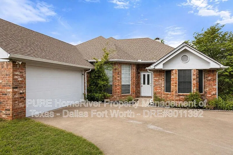 3905 Frisco Cir