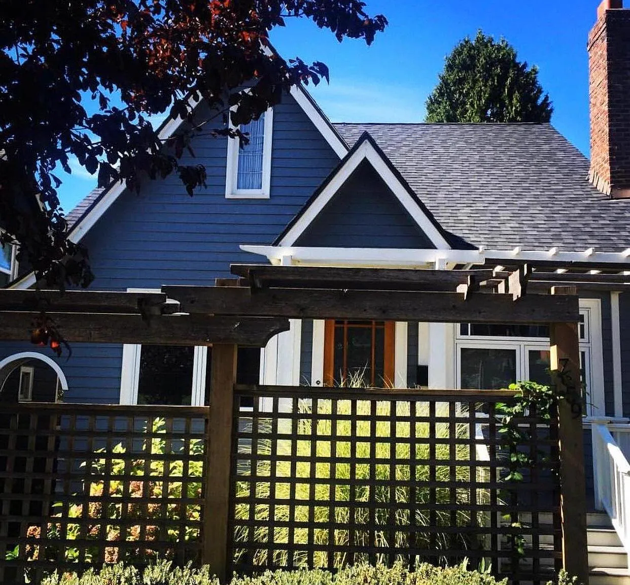 7659 Latona Ave NE — Photo 3