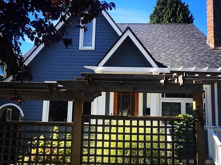 7659 Latona Ave NE — Photo 2