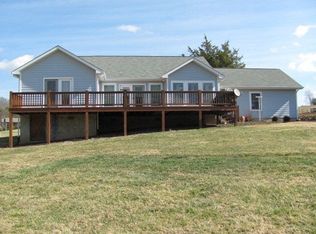 117 Arbor Ln, Whittier, NC 28789