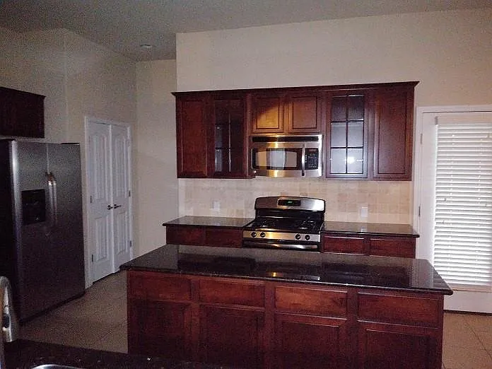 348 Stone View Trl — Photo 9