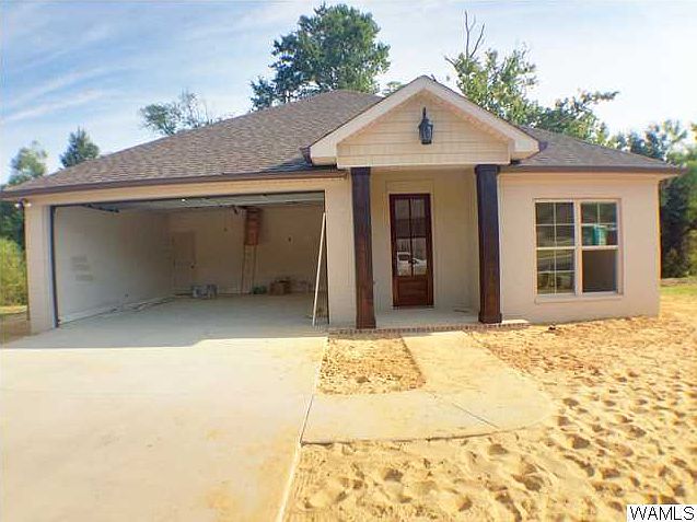 1st image of 2028 Waterford Ln