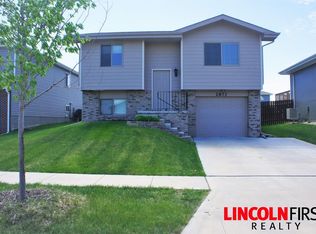 2873 W Arlington St, Lincoln, NE 68522