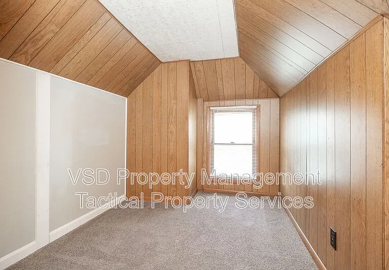 8204 Vineyard Ave #UP — Photo 23