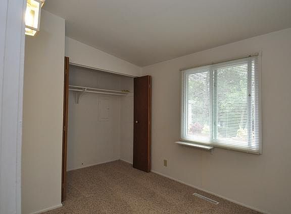 5th image of 741 E Eldora Ln