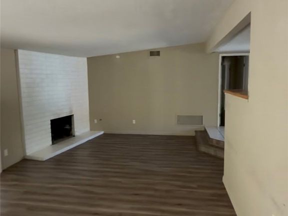 2nd image of 2364 W Silver Tree Rd