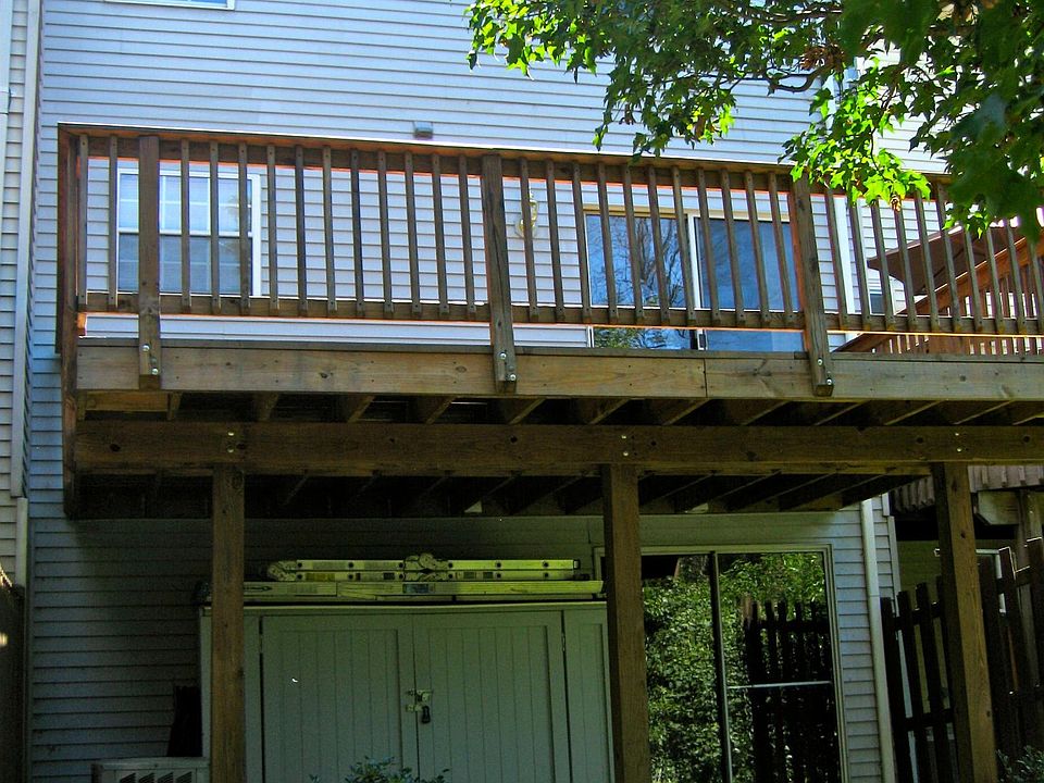 2nd image of 9434 Riverbrink Ct